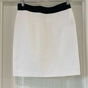 Worthington Black and white skirt